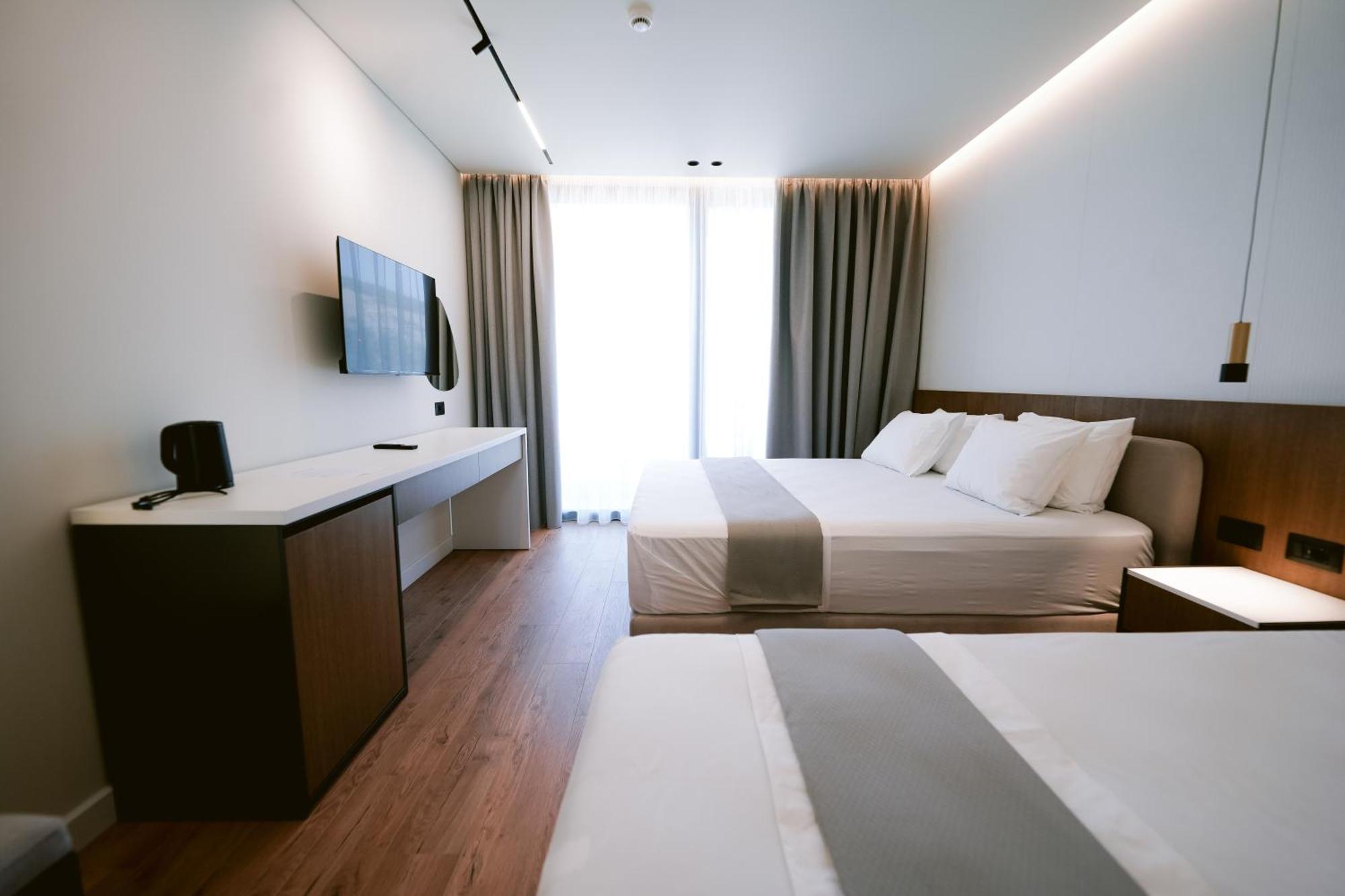 Euro Hotel Ksamil Eksteriør billede