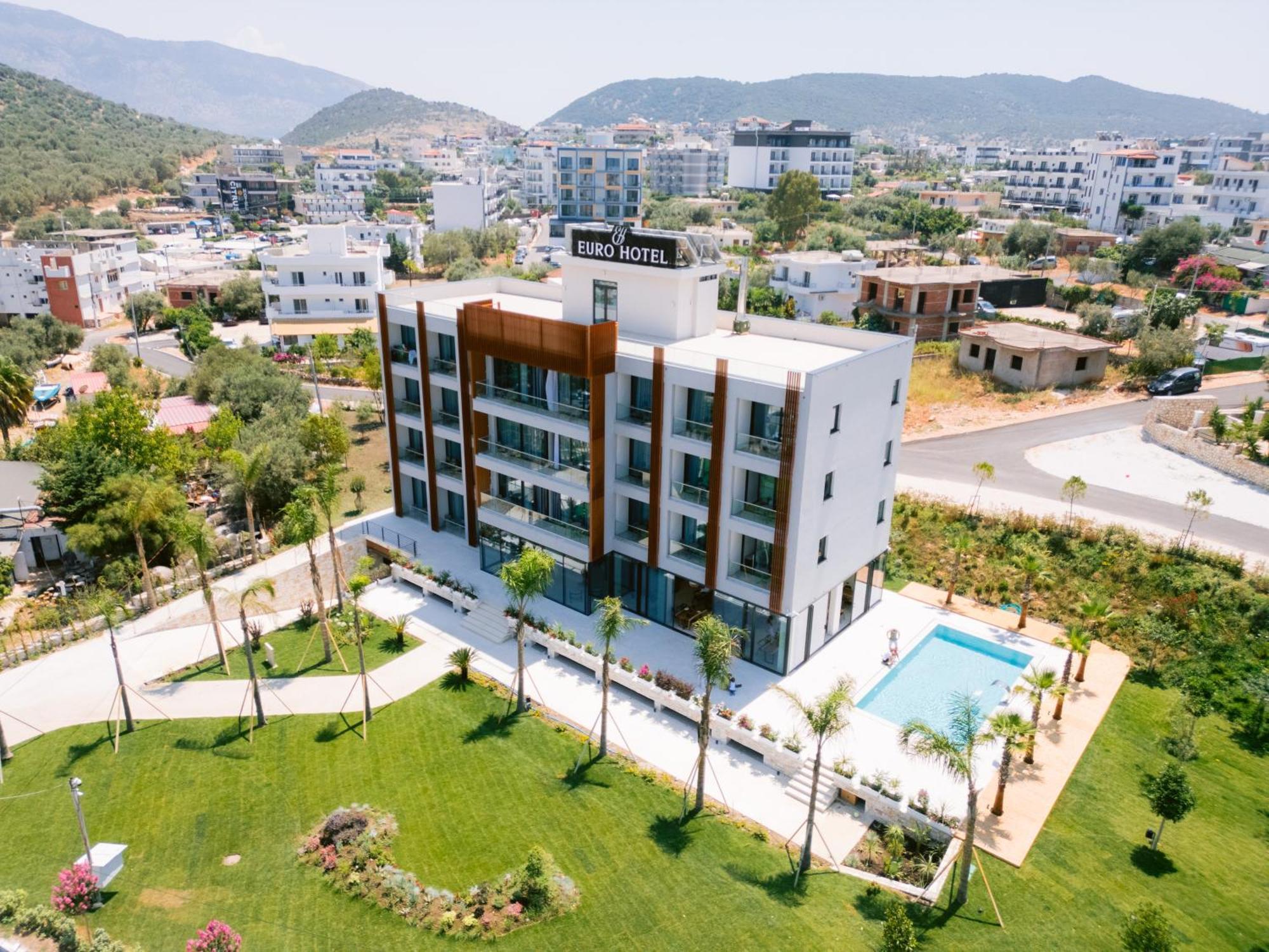 Euro Hotel Ksamil Eksteriør billede