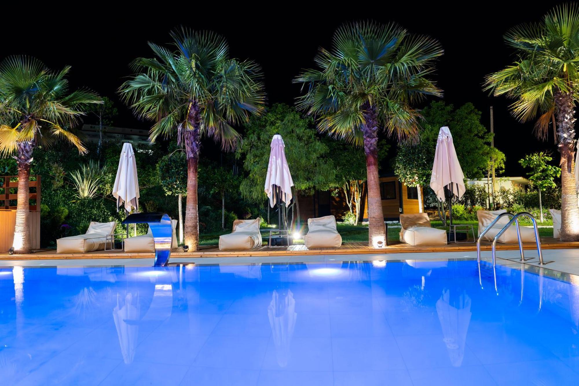 Euro Hotel Ksamil Eksteriør billede