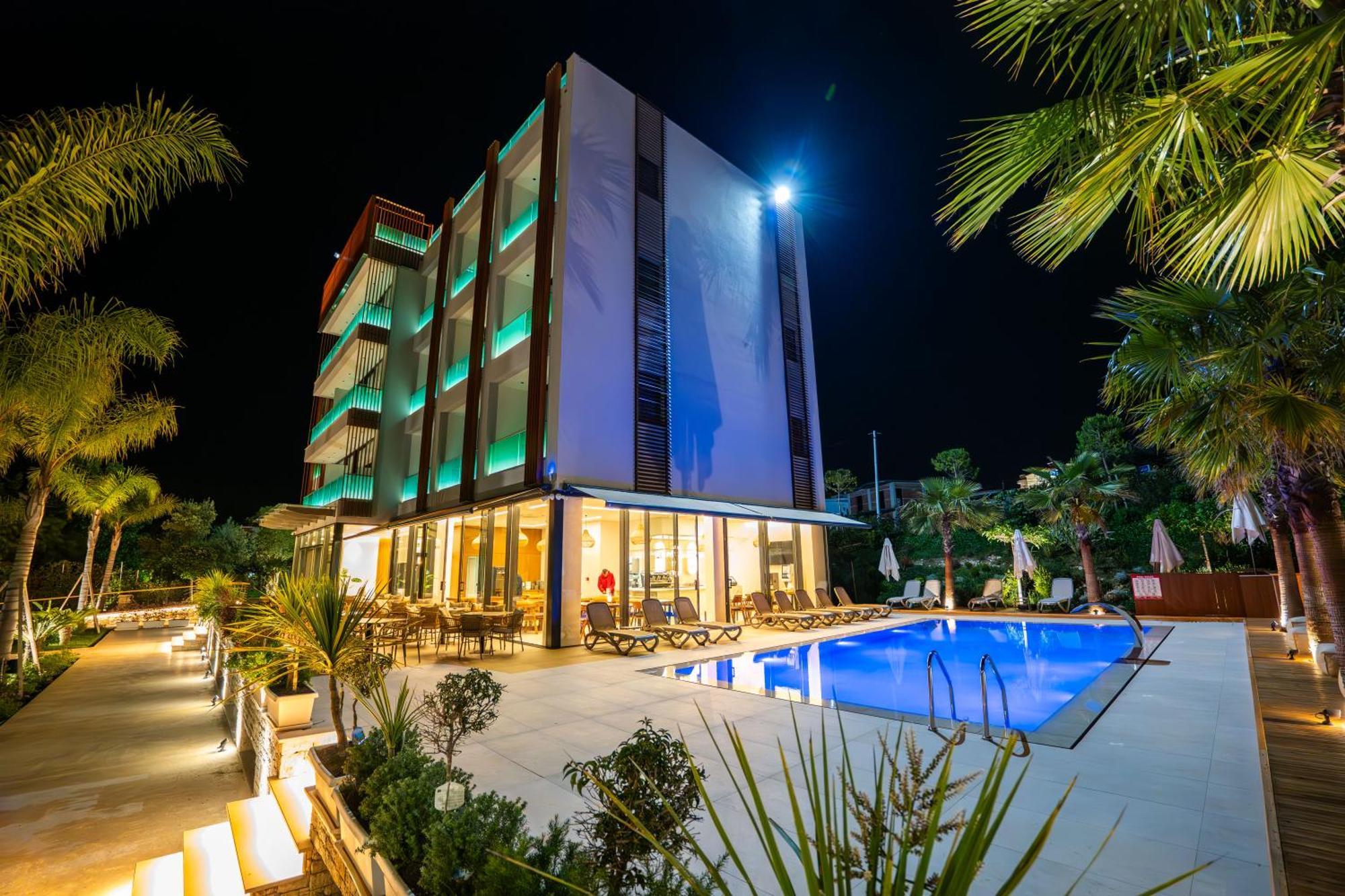 Euro Hotel Ksamil Eksteriør billede
